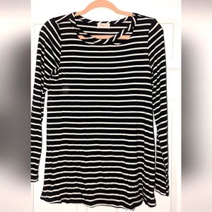 Long sleeve cutout top